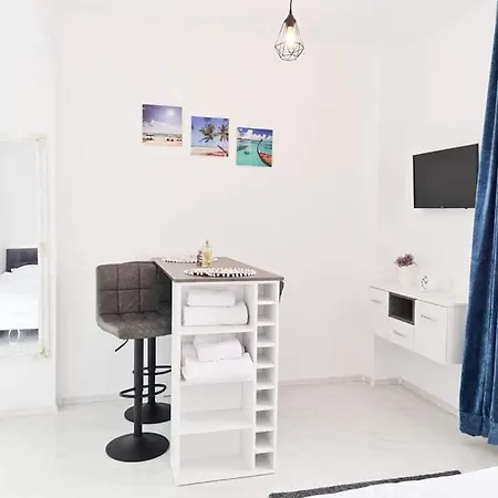 Apartment Emi Studio *